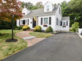371 Hillberg Ave, Brockton, MA 02301