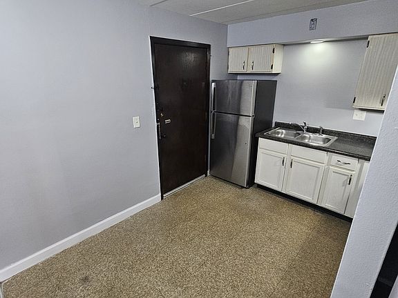2nd image of 1212 N 33rd Ave #0cb3de87e