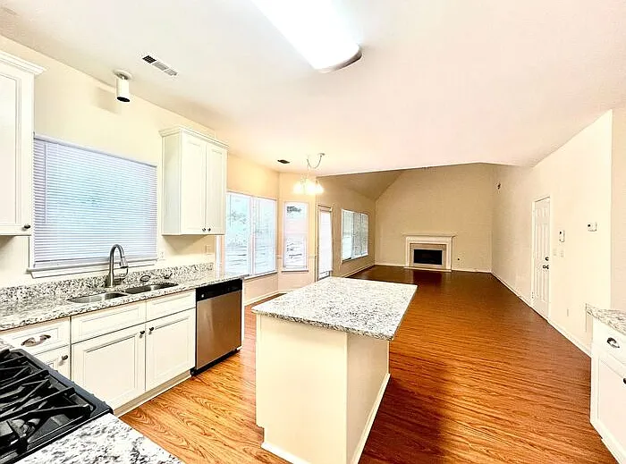 3165 Maple Terrace Dr — Photo 8