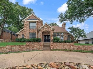 1204 Dentonshire Dr, Carrollton, TX 75007