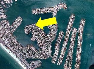 14200 E Parsley Dr APT 2, Madeira Beach, FL 33708