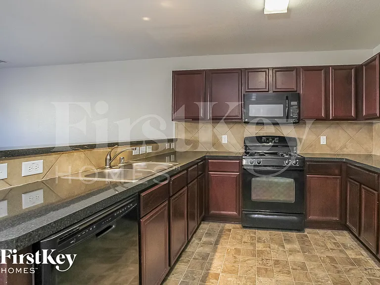 3106 Thicket Path Way — Photo 7