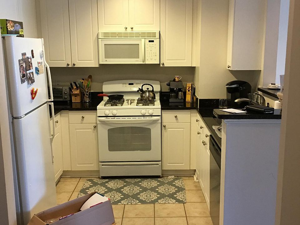 2nd image of 9486 Virginia Center Blvd Unit 206