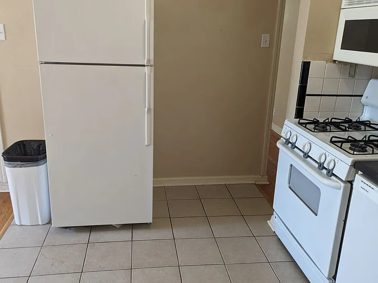 9803 Rhythm Dr — Photo 9