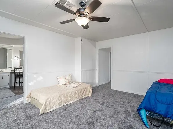 5311 Fern Brook Way, Bakersfield, CA 93313