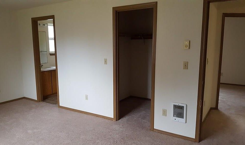 2nd image of 9528 51st Ave NE #B