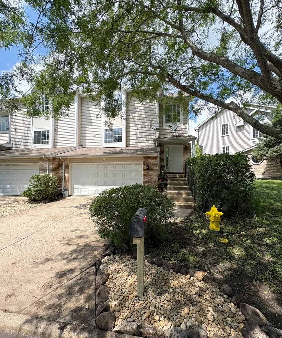 334 Stevens Ct — Photo 1