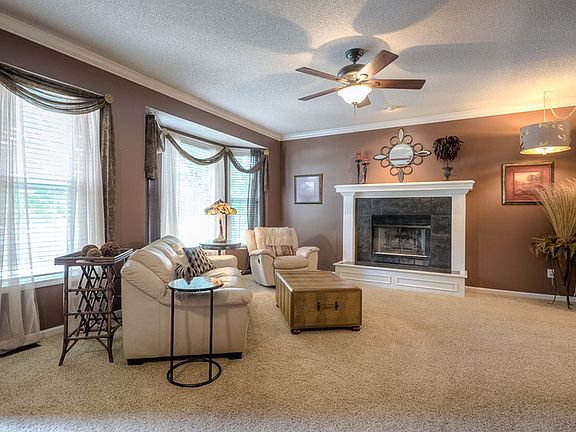 3rd image of 21814 W 49th St