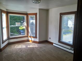 8 Geno Ave APT 3, Rutland, VT 05701