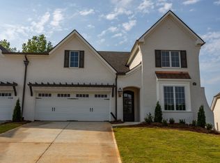 917 Clubview Ct, Auburn, AL 36830
