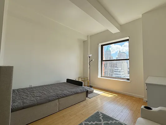 Rented by YKLL LLC | media 6