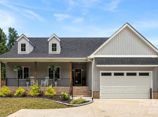 1025 York Rd, Kings Mountain, NC 28086