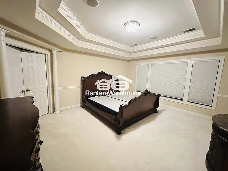2470 Arnold Palmer Dr — Photo 17