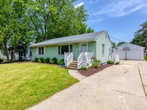 3017 Deerfield Ave, Lansing, MI 48911