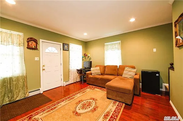 Sold by Century 21 American Homes | media 21