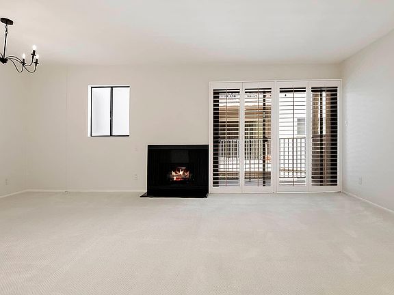 4th image of 2929 Waverly Dr APT 206