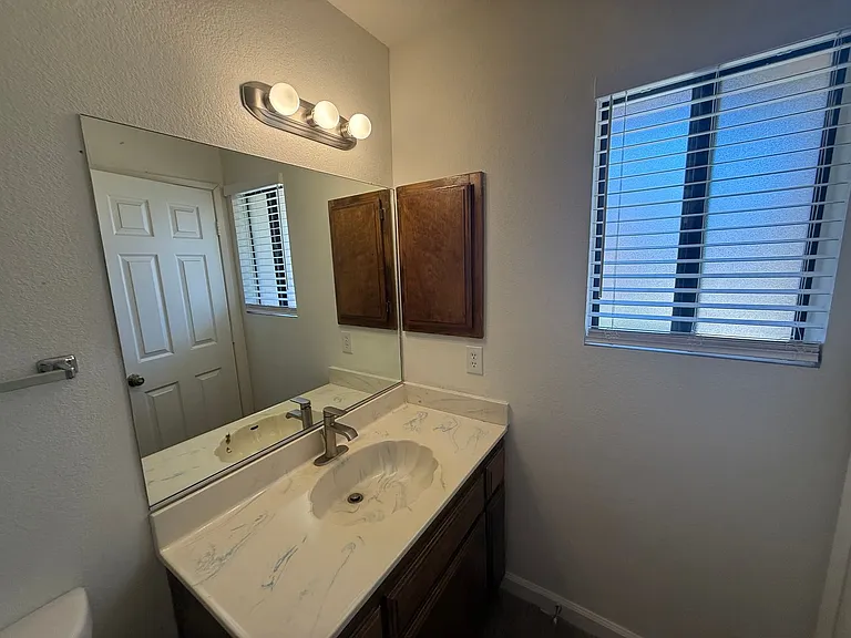 20318 Thunderbird Rd — Photo 21