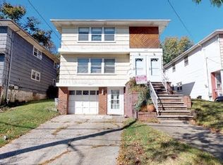 3821 Hylan Blvd, Staten Island, NY 10308