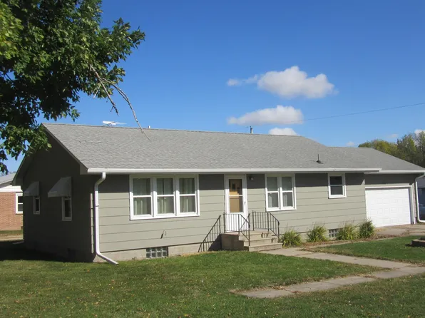 202 6th St, Woden, IA 50484