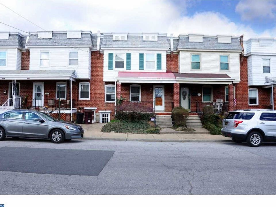 1st image of 221 Bayard Ave