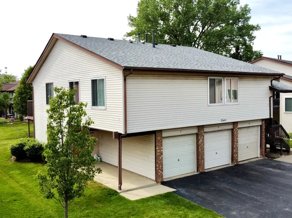 7544 Bristol Ln Unit 5, Hanover Park, IL 60133