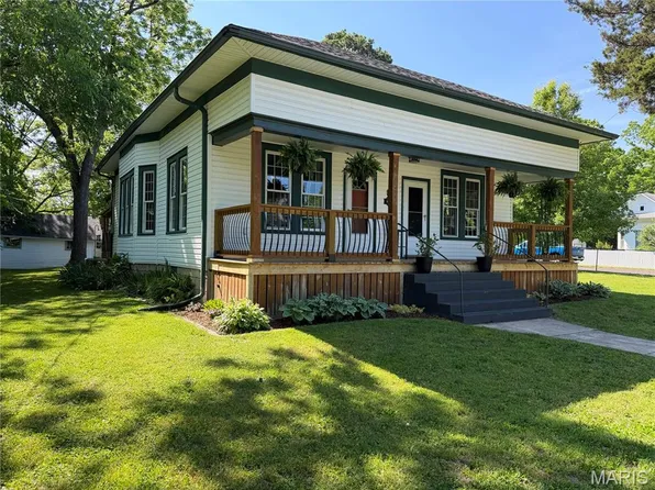 805 N Pershing Ave, Salem, MO 65560