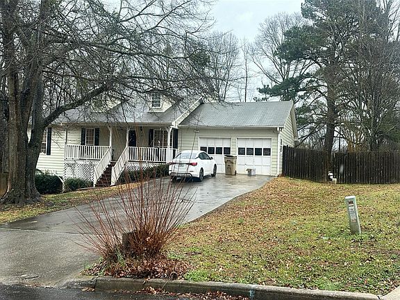 2nd image of 102 Black Oak Ct