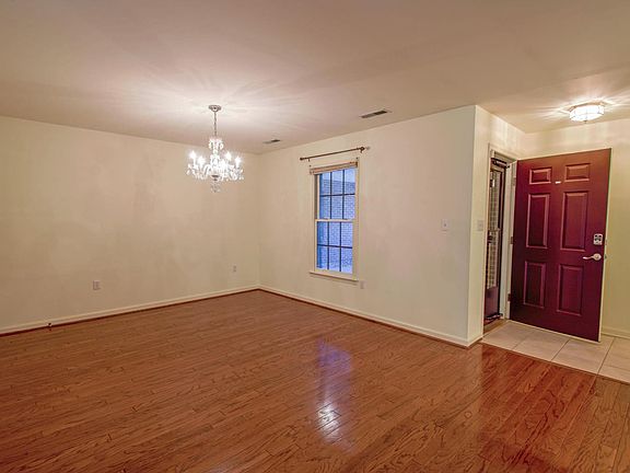 5th image of 1323 Valley Vista Ln