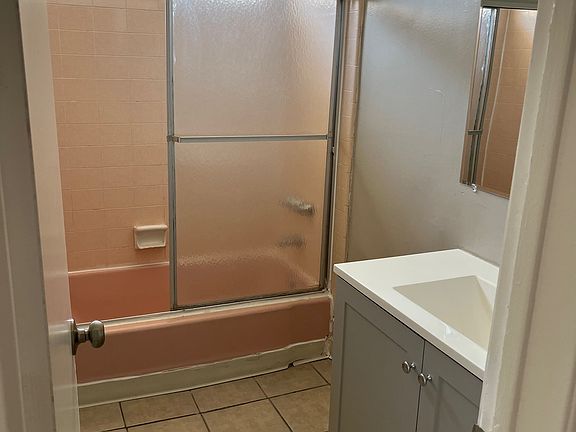 3rd image of 15250 Sunburst St #5