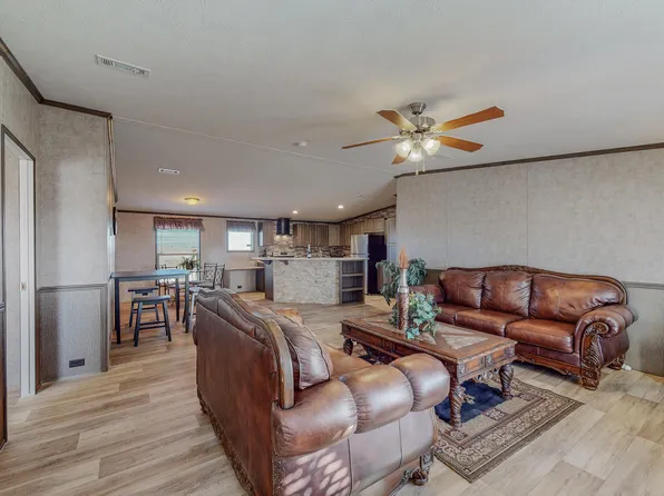 17 Windswept Dr, Moriarty, NM 87035