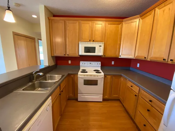 2329 Bristol Dr, Ames, IA