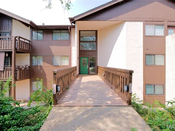 1400 Heritage Lndg APT 304, Saint Charles, MO 63303