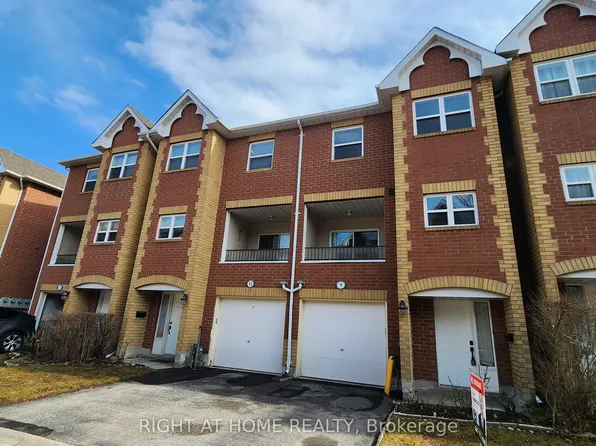 9 Maple Park Way, Markham, ON L6G 1C5