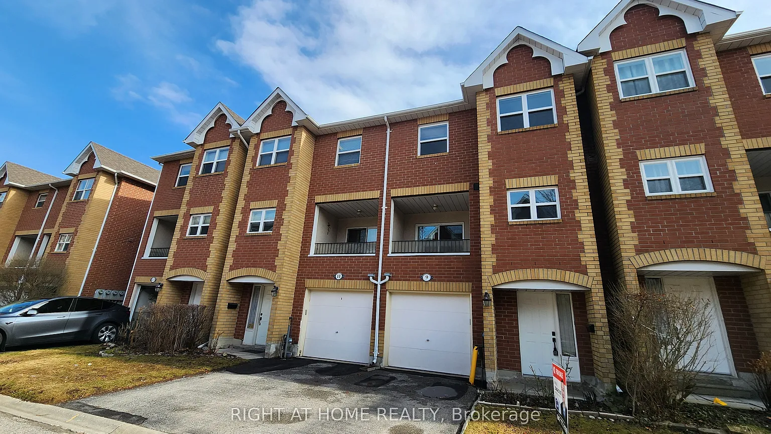 9 Maple Park Way photo 1