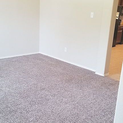 5th image of 1325 Lake Trail Ct