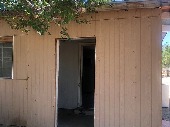 3rd image of 32726 Agate Rd