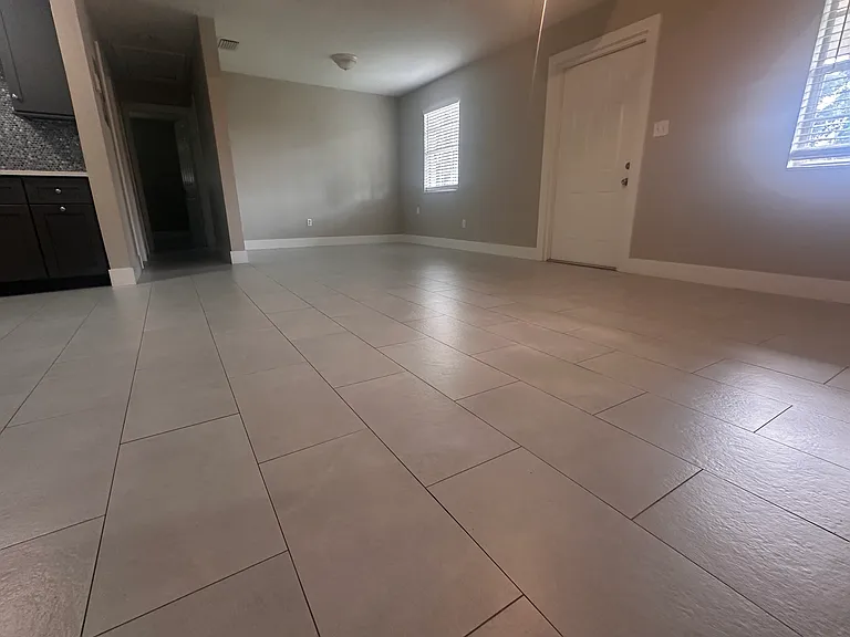 1665 Moreno Ave — Photo 12