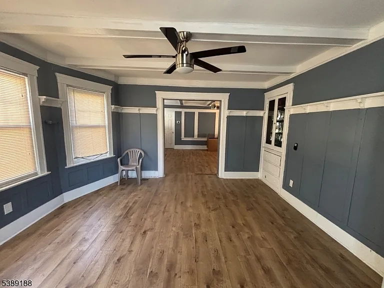 220 S Washington Ave — Photo 15