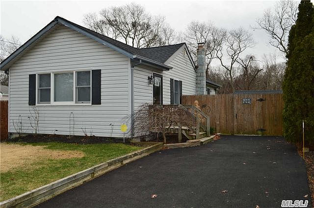 1st image of 52 Hazel Ave
