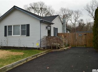 52 Hazel Ave, Farmingville, NY 11738