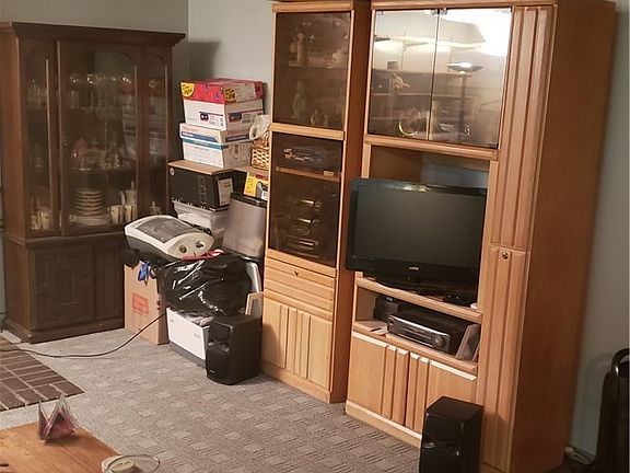 4th image of 2518 Northlake Way NW
