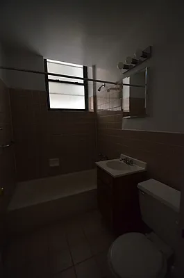 Rented by CITY SKYLINE REALTY INC | media 25