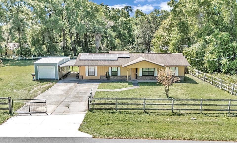 1st image of 3690 SE 131st Pl