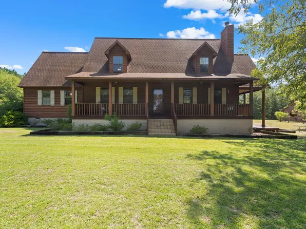 182 Jordan Loop, Wagener, SC 29164