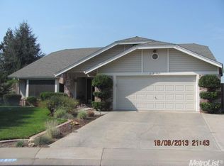 2206 McCaffrey Ln, Riverbank, CA 95367