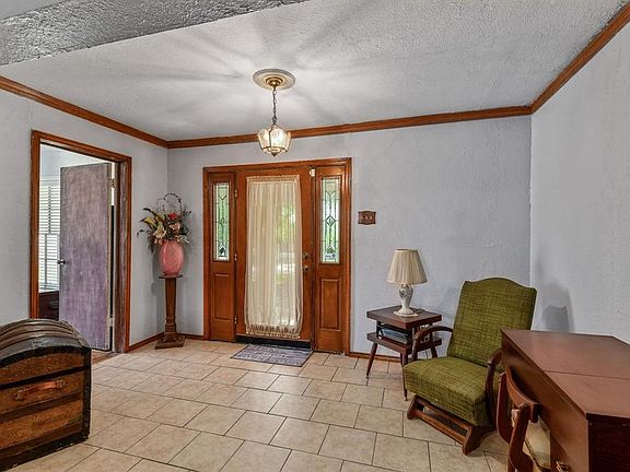 5th image of 12246 Garden Grove Dr