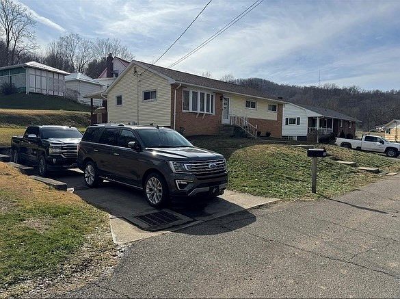 2nd image of 55 Peach Lane