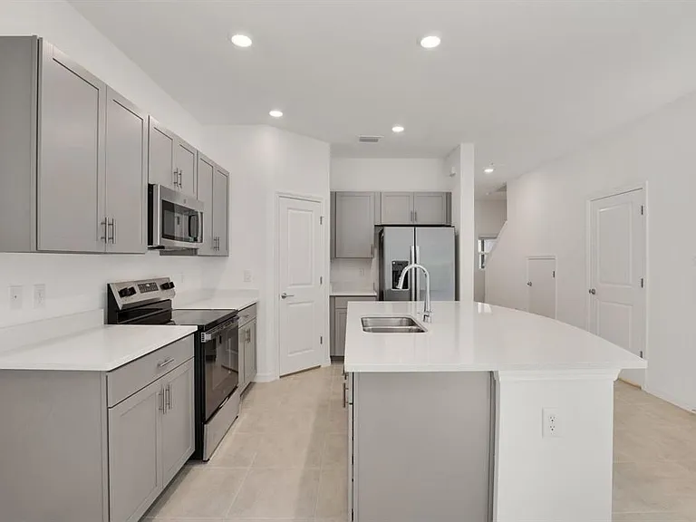 2191 Hallier Cv — Photo 10