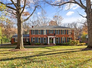 9838 Waterbury Dr, Saint Louis, MO 63124