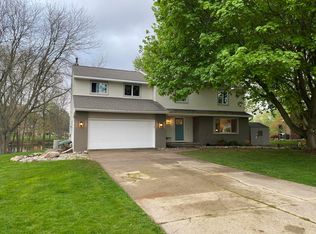 6724 E Galway Cir, Dimondale, MI 48821
